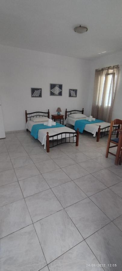 Tinos Apartments Zalonis Agios Ioannis  Rom bilde